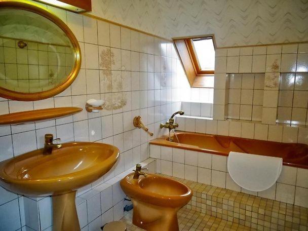 Maison A Louer Besse-et-Saint-Anastaise Zewnętrze zdjęcie